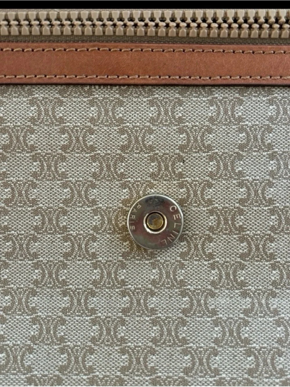 Celine clutch beige